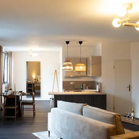 Zentrale Altstadtwohnung Mit Privatem Saunabereich