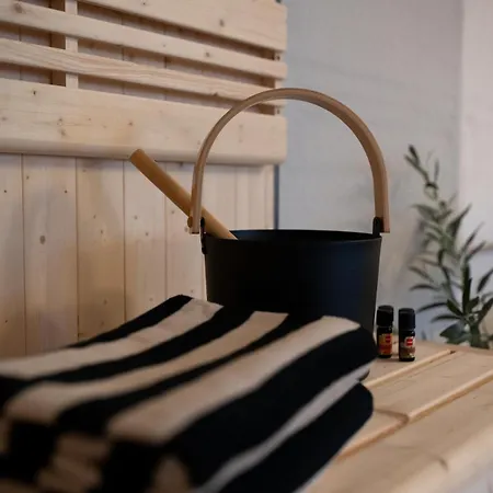 Zentrale Altstadtwohnung Mit Privatem Saunabereich