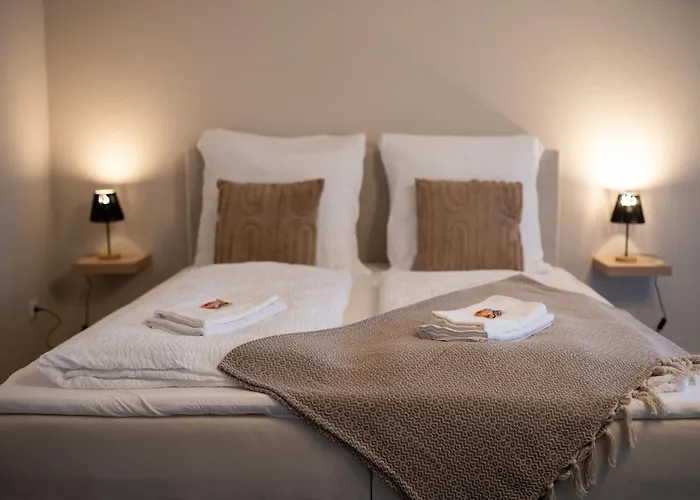 Zentrale Altstadtwohnung Mit Privatem Saunabereich Appartement *